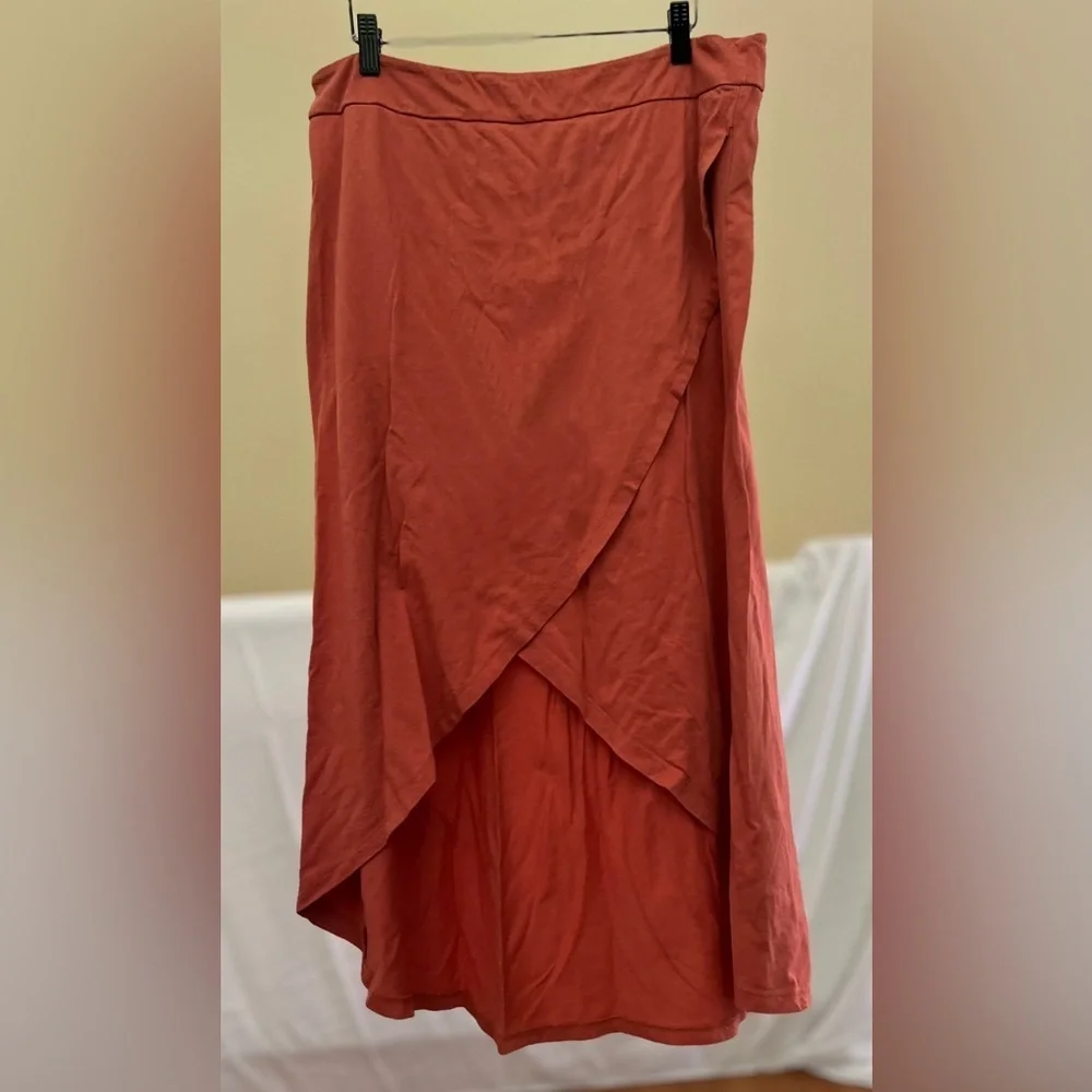 Terracotta Midi Skirt - Threads 4 Thought - Tulip Hem -Size L